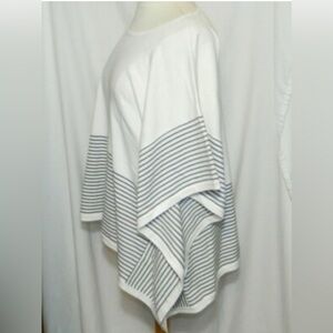 Vineyard Vines Poncho Sweater in Marshmallow Striped Cream Gray XS/S Coastal